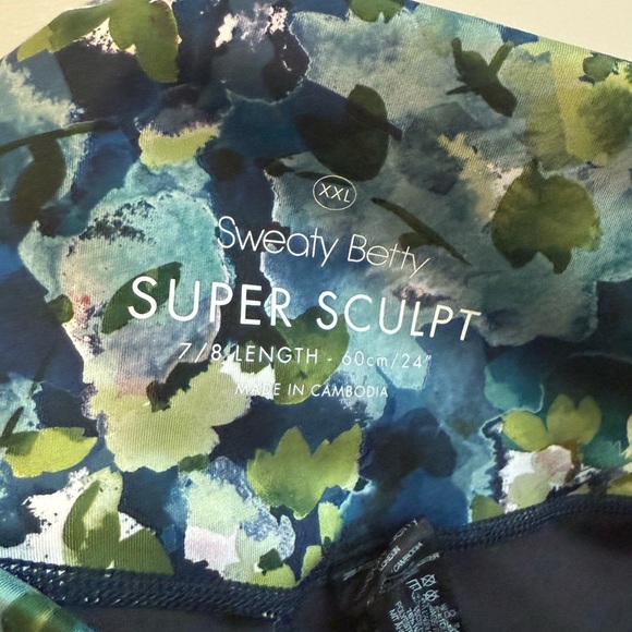 SWEATY BETTY Super Sculpt Pocket 7/8 Leggings In Green Spring Floral Print - Picture 6 of 6
